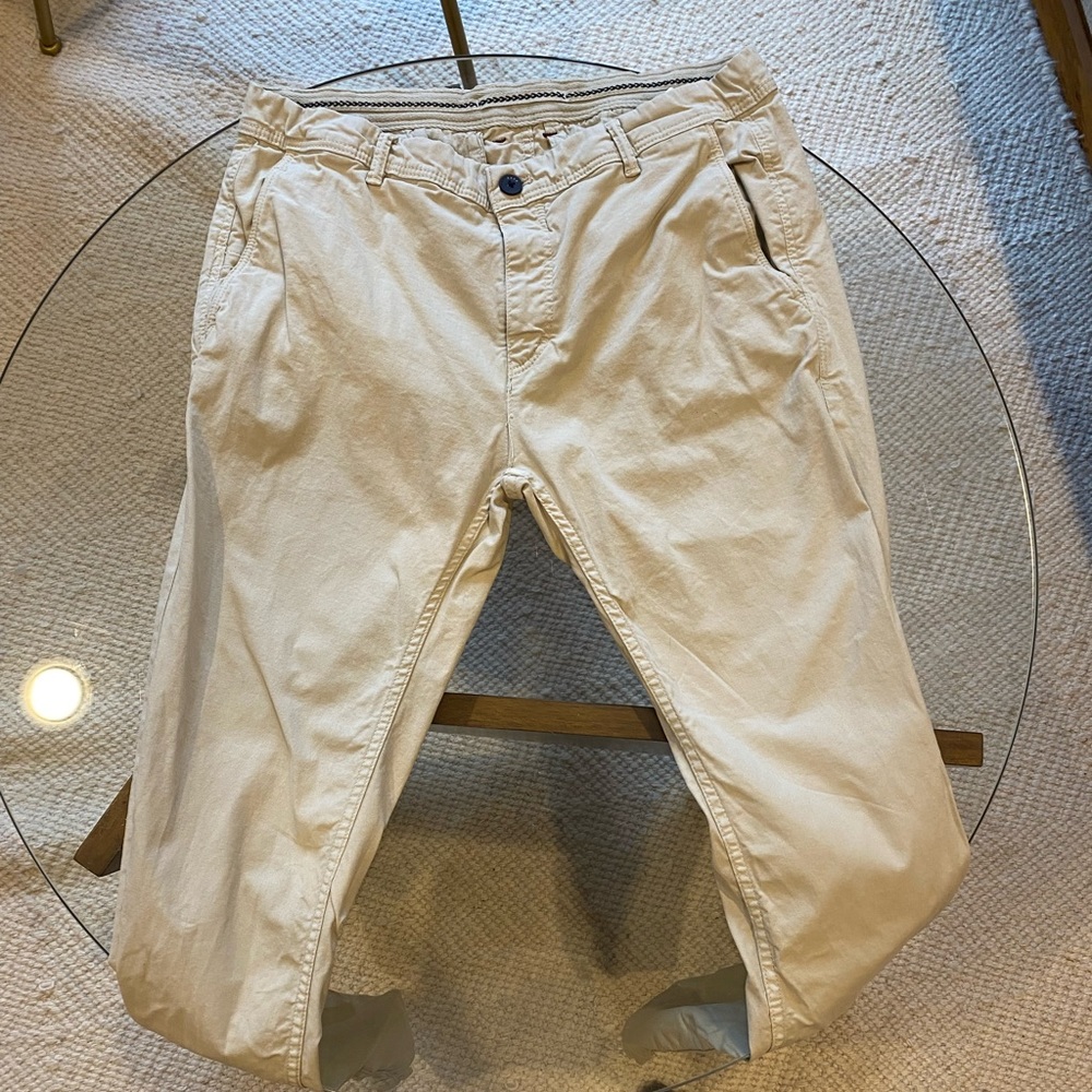 Khaki pants